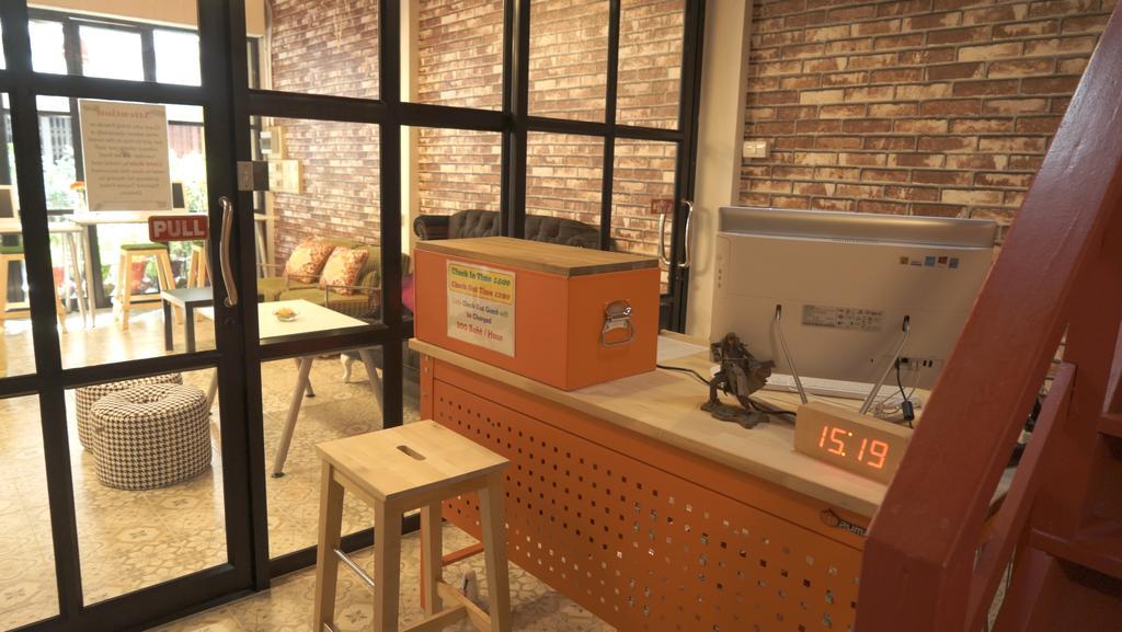 Tiger Lily Hostel Bangkok Exteriér fotografie