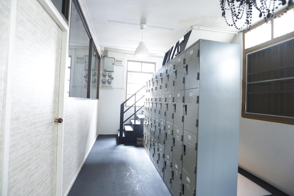 Tiger Lily Hostel Bangkok Pokoj fotografie