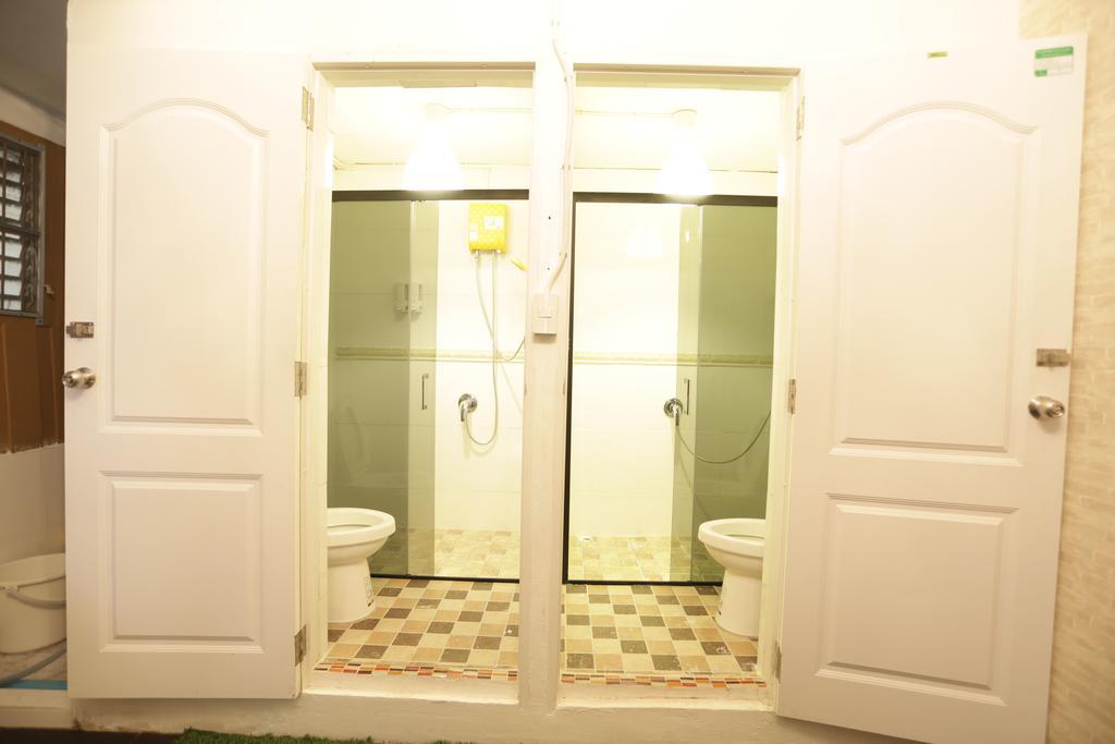 Tiger Lily Hostel Bangkok Exteriér fotografie